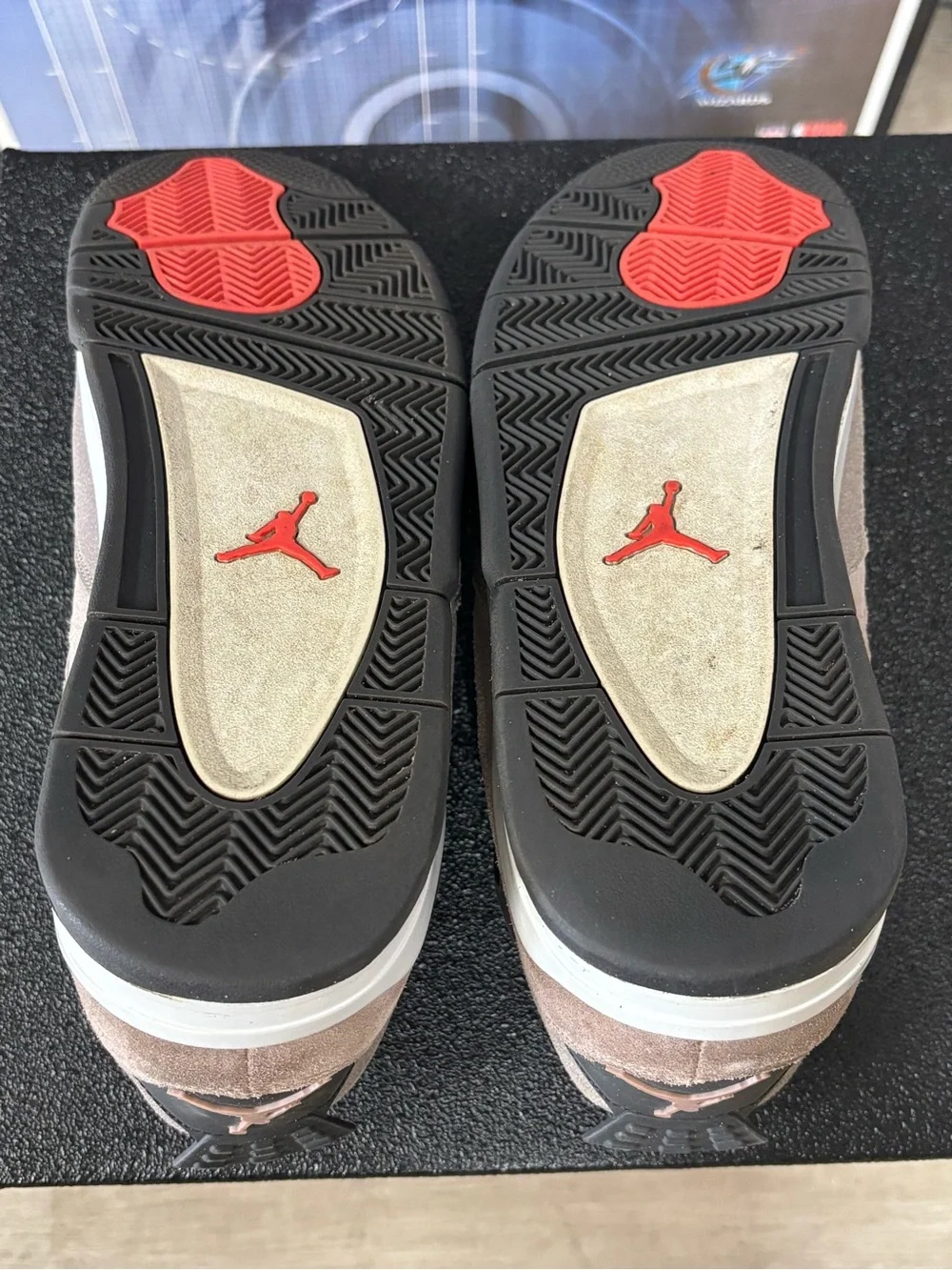 Size 13- Men’s Nike Air Jordan 4 Retro Taupe Haze/Blk/Red 2021 DB0732-200